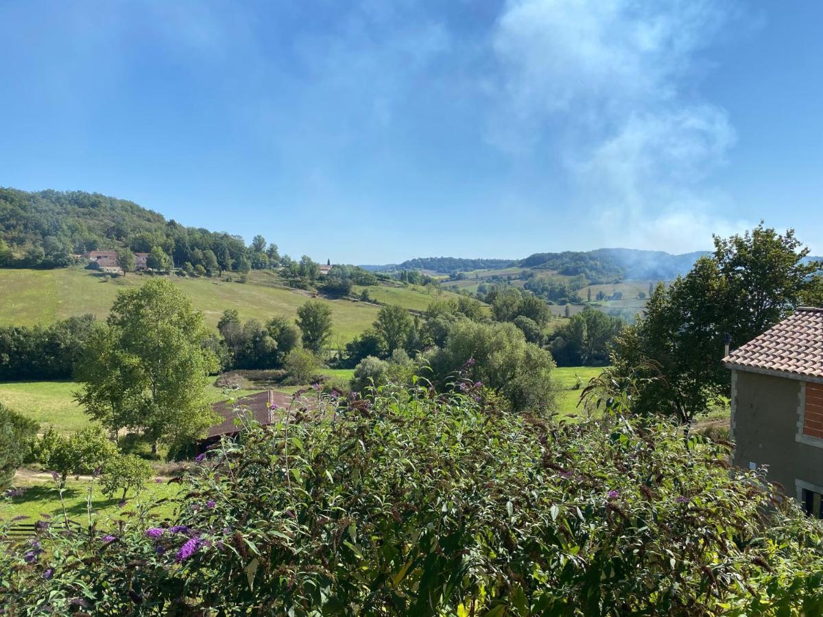 Bed and Breakfast Le Relais De Campagne Trejouls Exterior foto