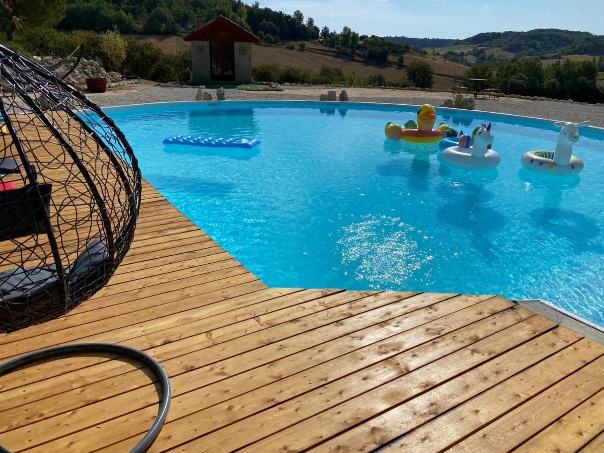 Bed and Breakfast Le Relais De Campagne Trejouls Exterior foto