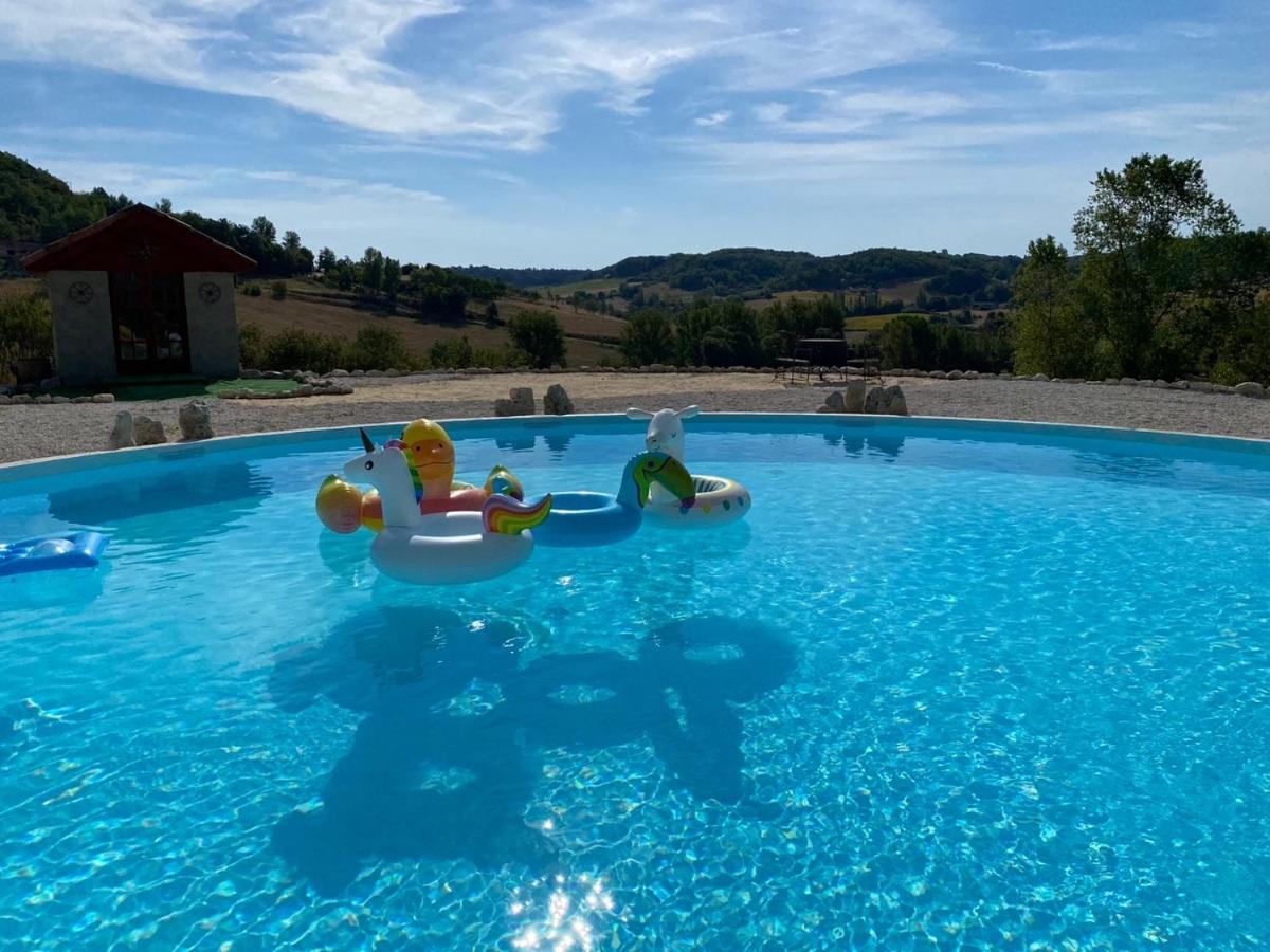 Bed and Breakfast Le Relais De Campagne Trejouls Exterior foto